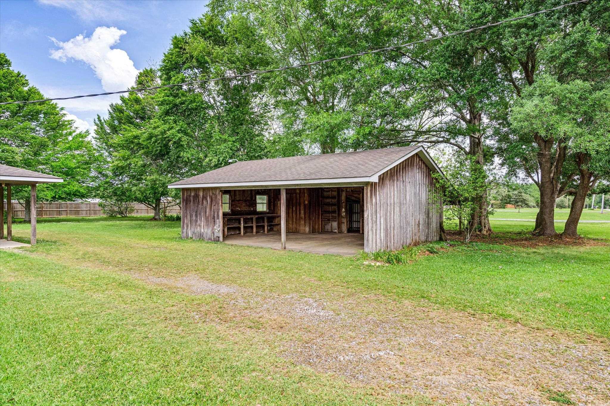 22252 Buck Road Robertsdale, AL 36567 - Photo 5 of 23