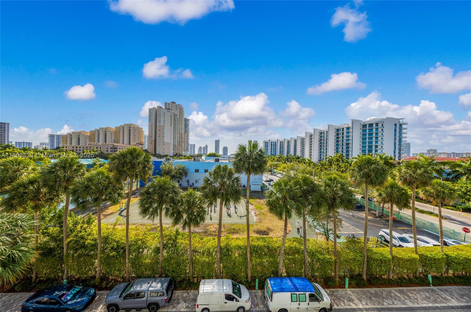 3131 Northeast 188th Street, Unit 2506 Aventura, FL 33180 - Photo 20 of 38