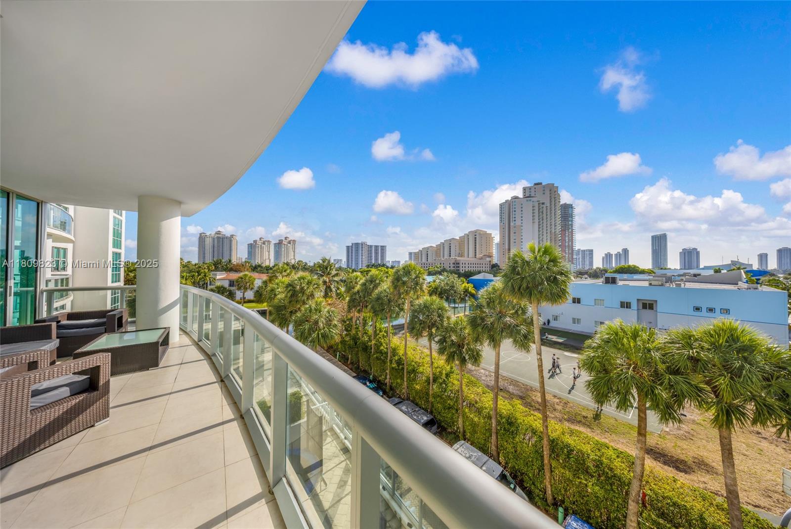 3131 Northeast 188th Street, Unit 2506 Aventura, FL 33180 - Photo 21 of 38