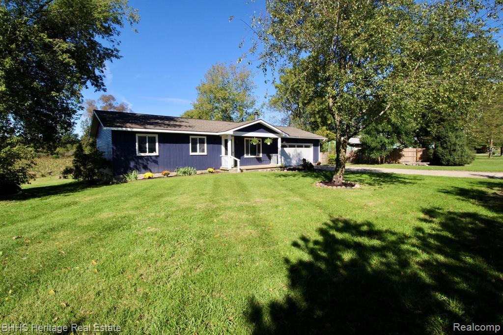 10267 Byron Road Howell, MI 48855 - Photo 28 of 35