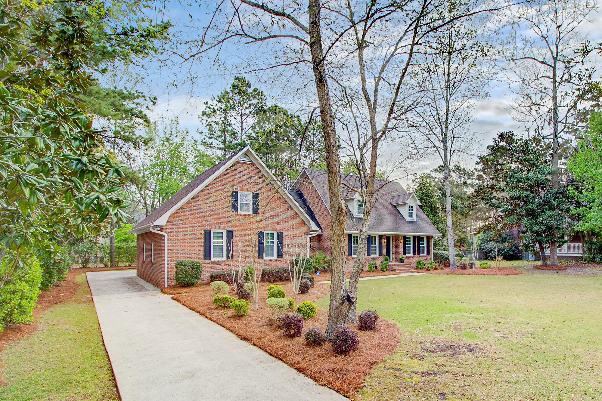 110 Old Postern Road Summerville, SC 29483 - Photo 2 of 66 3