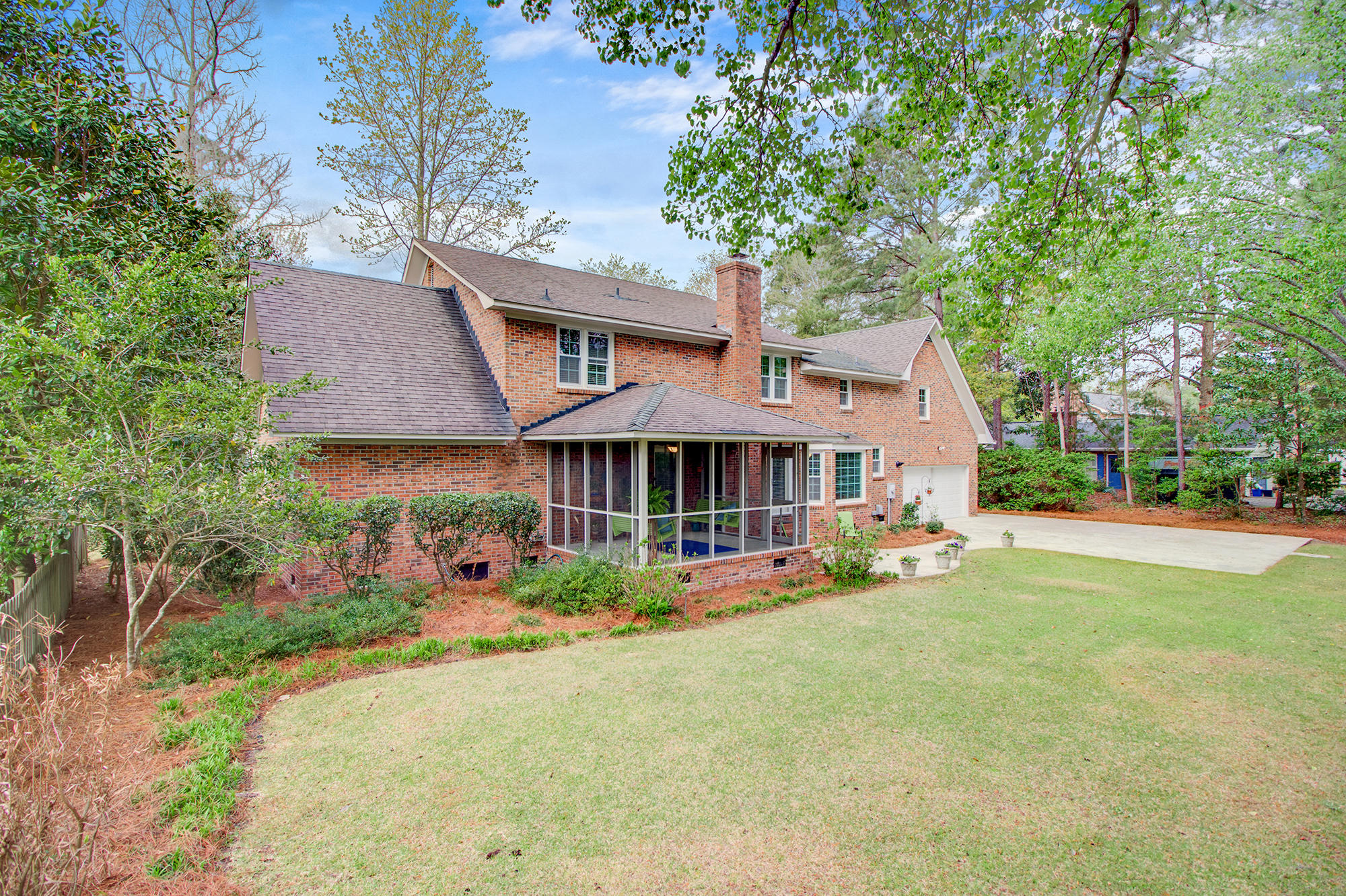 110 Old Postern Road Summerville, SC 29483 - Photo 4 of 66 5