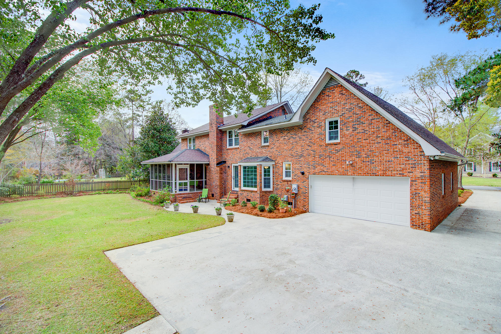 110 Old Postern Road Summerville, SC 29483 - Photo 6 of 66 7