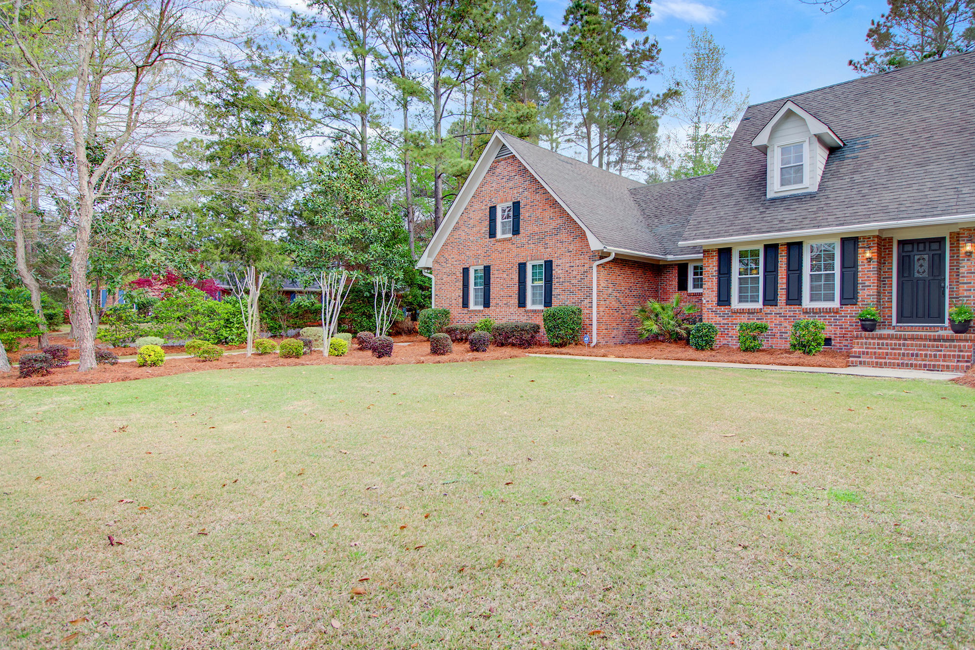 110 Old Postern Road Summerville, SC 29483 - Photo 7 of 66 8