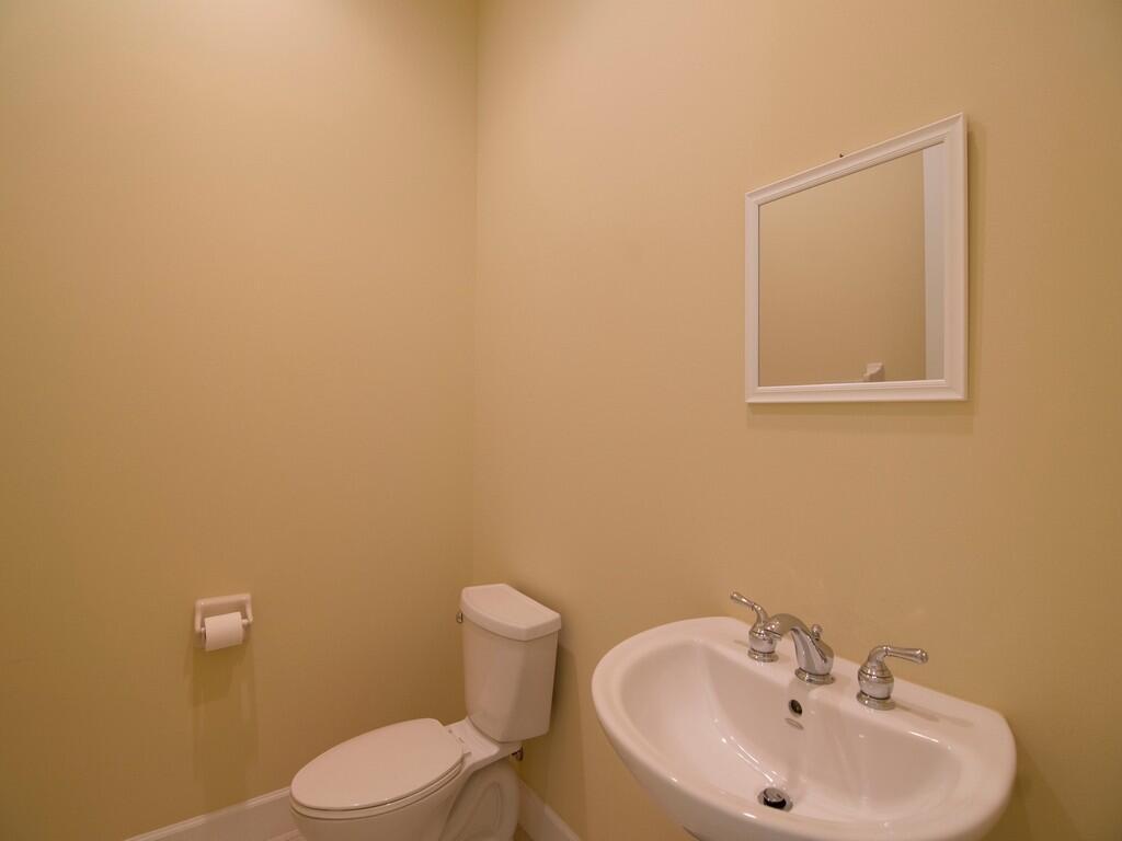 10091 Southwest Dolce Road Port St. Lucie, FL 34986 - Photo 26 of 30 Image04