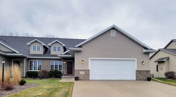 $459,900 | N9039 Spring Valley Road, Menasha, WI 54952