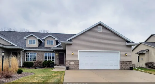 $459,900 | N9039 Spring Valley Road, Menasha, WI 54952
