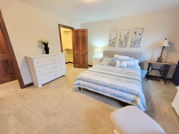 $459,900 | N9039 Spring Valley Road, Menasha, WI 54952