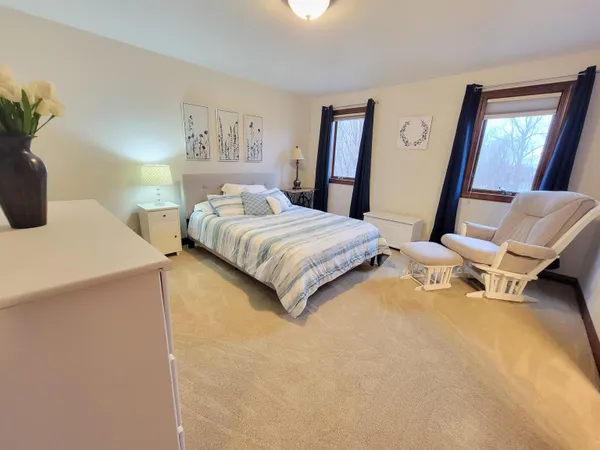 $459,900 | N9039 Spring Valley Road, Menasha, WI 54952