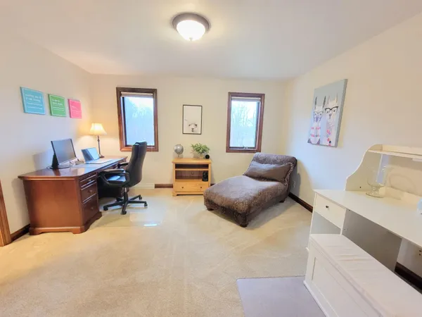 $459,900 | N9039 Spring Valley Road, Menasha, WI 54952