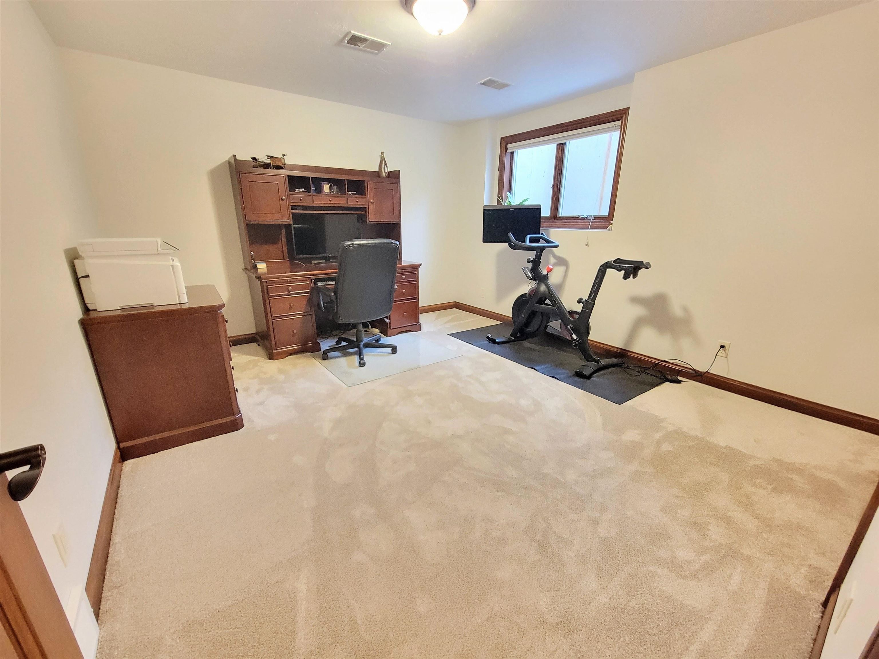 N9039 Spring Valley Road Menasha, WI 54952 - Photo 34 of 35