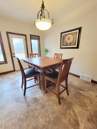 $459,900 | N9039 Spring Valley Road, Menasha, WI 54952