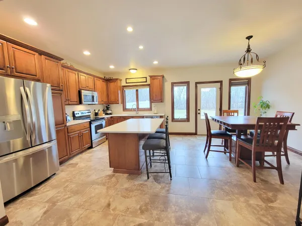 $459,900 | N9039 Spring Valley Road, Menasha, WI 54952