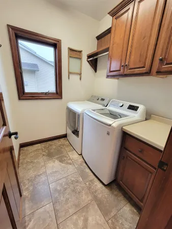 $459,900 | N9039 Spring Valley Road, Menasha, WI 54952