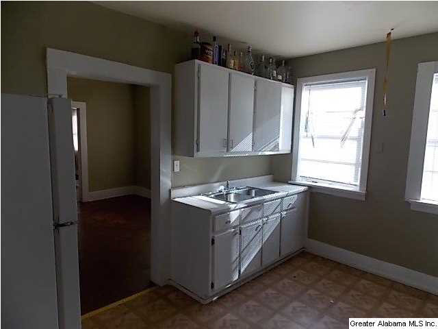 212 69th Place North Birmingham, AL 35206 - Photo 4 of 25
