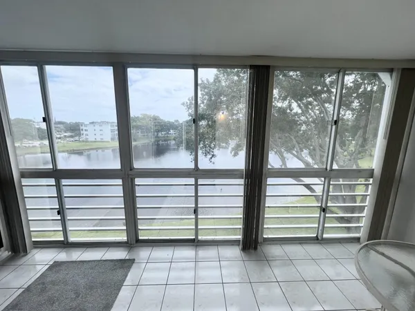 $82,900 | 4116 Cambridge East, Deerfield Beach, FL 33442