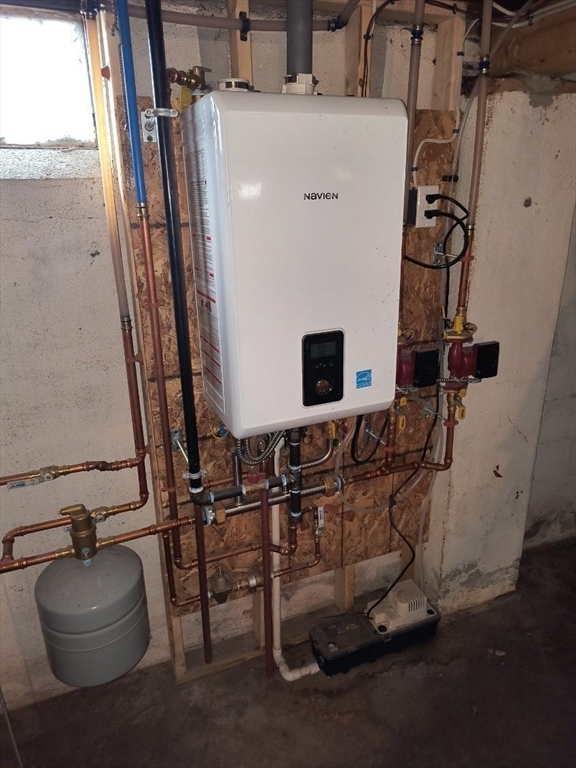 713 Holyoke Road Westfield, MA 01085 - Photo 19 of 21