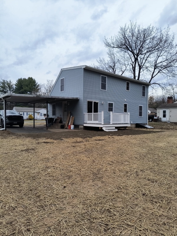 713 Holyoke Road Westfield, MA 01085 - Photo 3 of 21