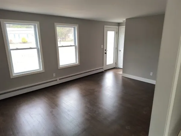 $399,900 | 713 Holyoke Road, Westfield, MA 01085