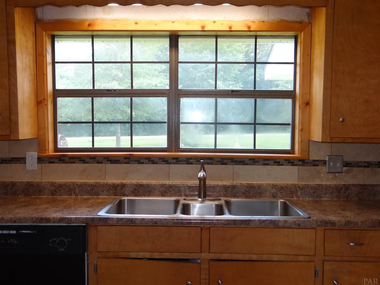 2950 Purdue Road McDavid, FL 32568 - Photo 15 of 29