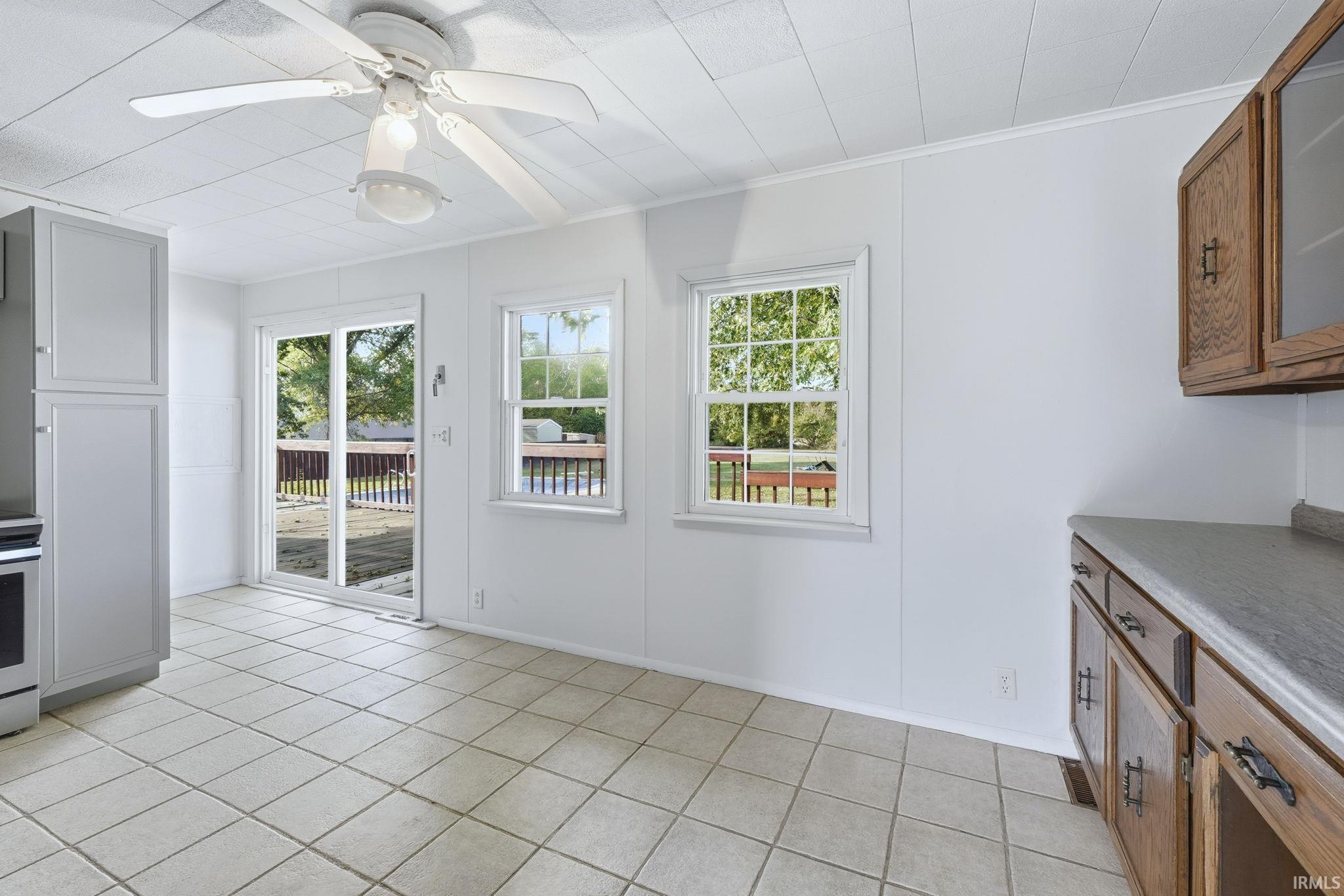 4493 North Wabash Road Marion, IN 46952 - Photo 8 of 35