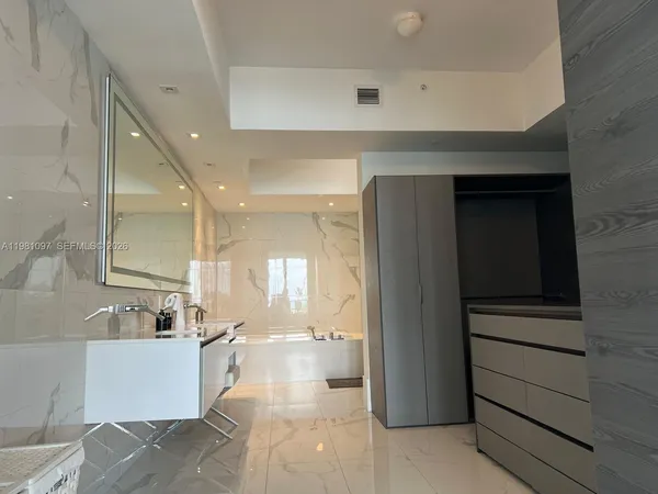 $18,000 | 5500 Island Estates Drive, Unit 504, Aventura, FL 33160