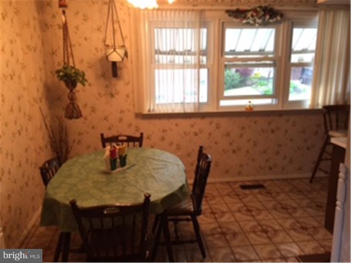 7009 Cardin Road Philadelphia, PA 19128 - Photo 4 of 12 Gallery Image 4