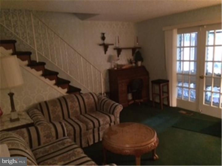 7009 Cardin Road Philadelphia, PA 19128 - Photo 8 of 12 Gallery Image 8