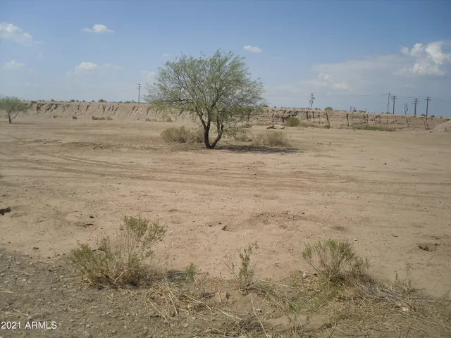 $128,000 | 4780 East Mustang Drive, Unit 2, Eloy, AZ 85131