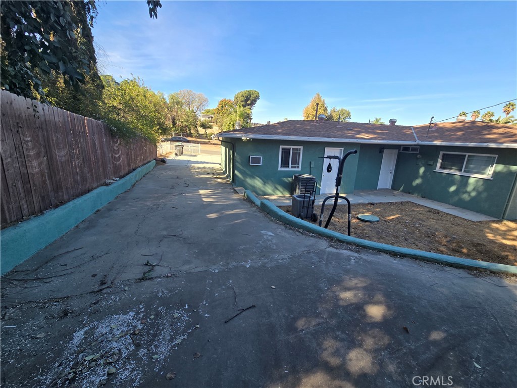 7350 Marilyn Drive Corona, CA 92881 - Photo 38 of 47