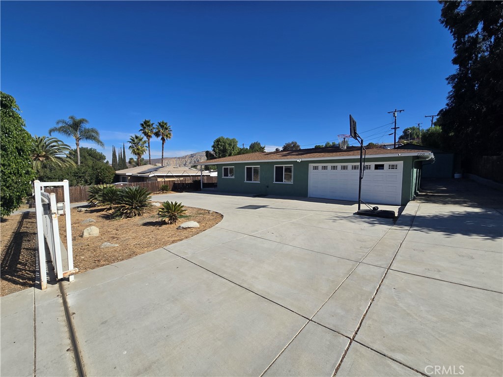 7350 Marilyn Drive Corona, CA 92881 - Photo 5 of 47