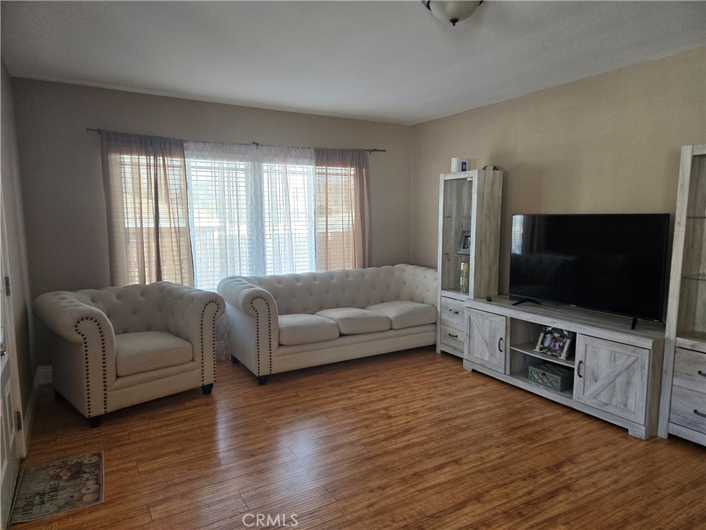 7350 Marilyn Drive Corona, CA 92881 - Photo 10 of 47