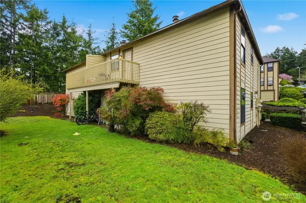 $5,500,000 | 5201-5215 South Orchard Street, Tacoma, WA 98467