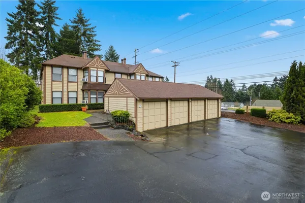 $5,500,000 | 5201-5215 South Orchard Street, Tacoma, WA 98467