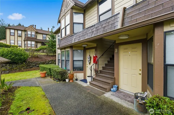 $5,500,000 | 5201-5215 South Orchard Street, Tacoma, WA 98467