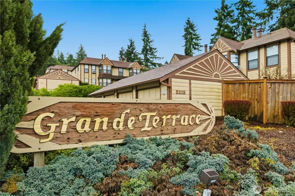 $5,500,000 | 5201-5215 South Orchard Street, Tacoma, WA 98467