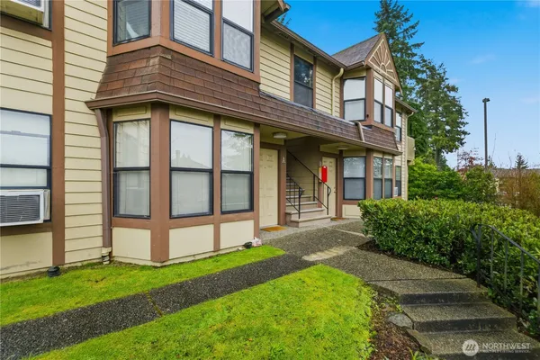 $5,500,000 | 5201-5215 South Orchard Street, Tacoma, WA 98467