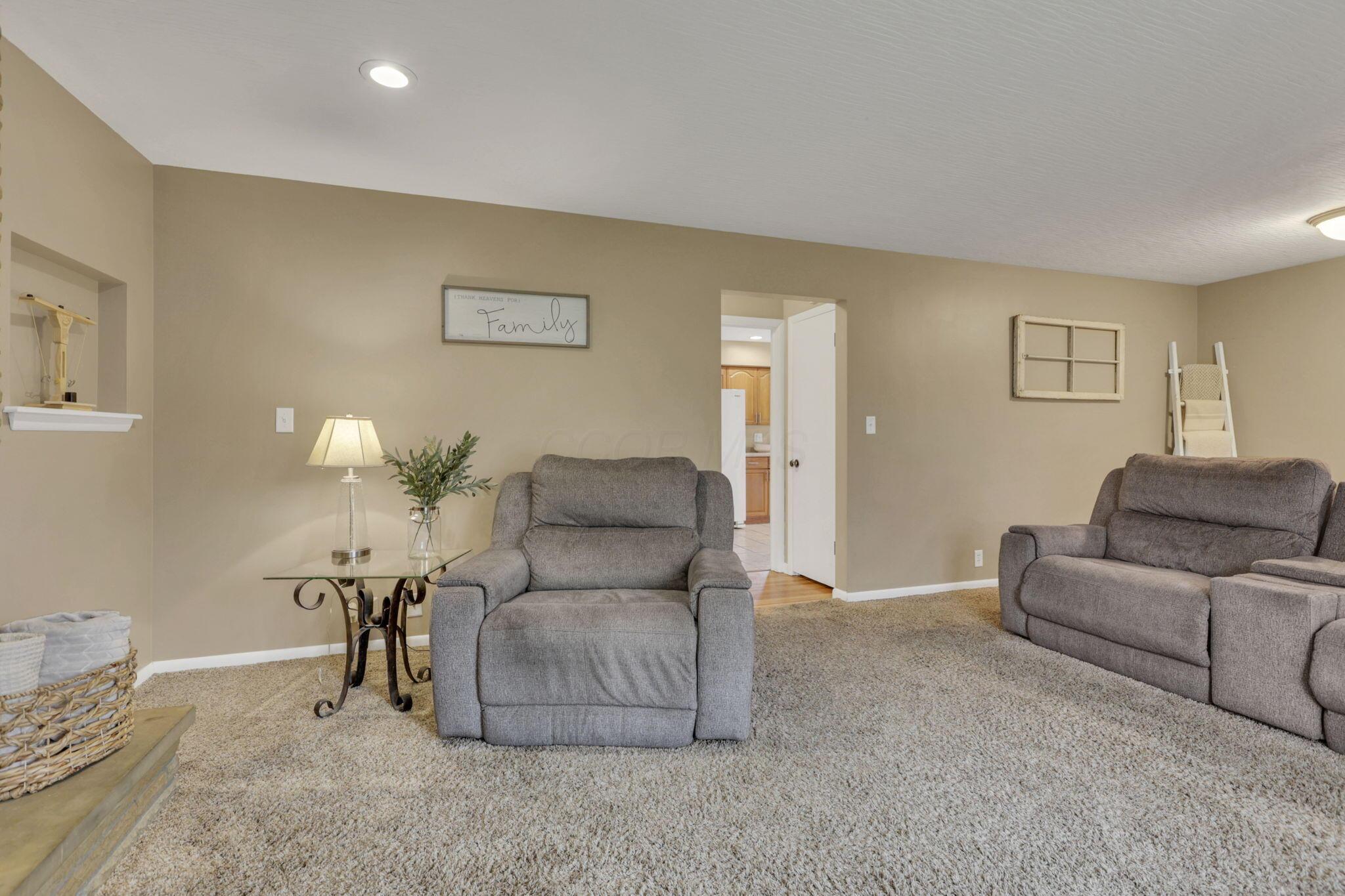1404 Pleasantville Road Lancaster, OH 43130 - Photo 23 of 64 13-web-or-mls-_S5A9354