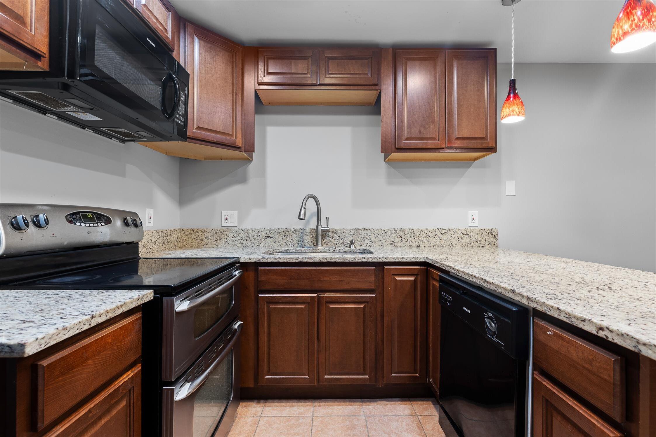 900 Mountain Creek Road, Unit 109 Chattanooga, TN 37405 - Photo 11 of 39 31-Mountain Creek -10