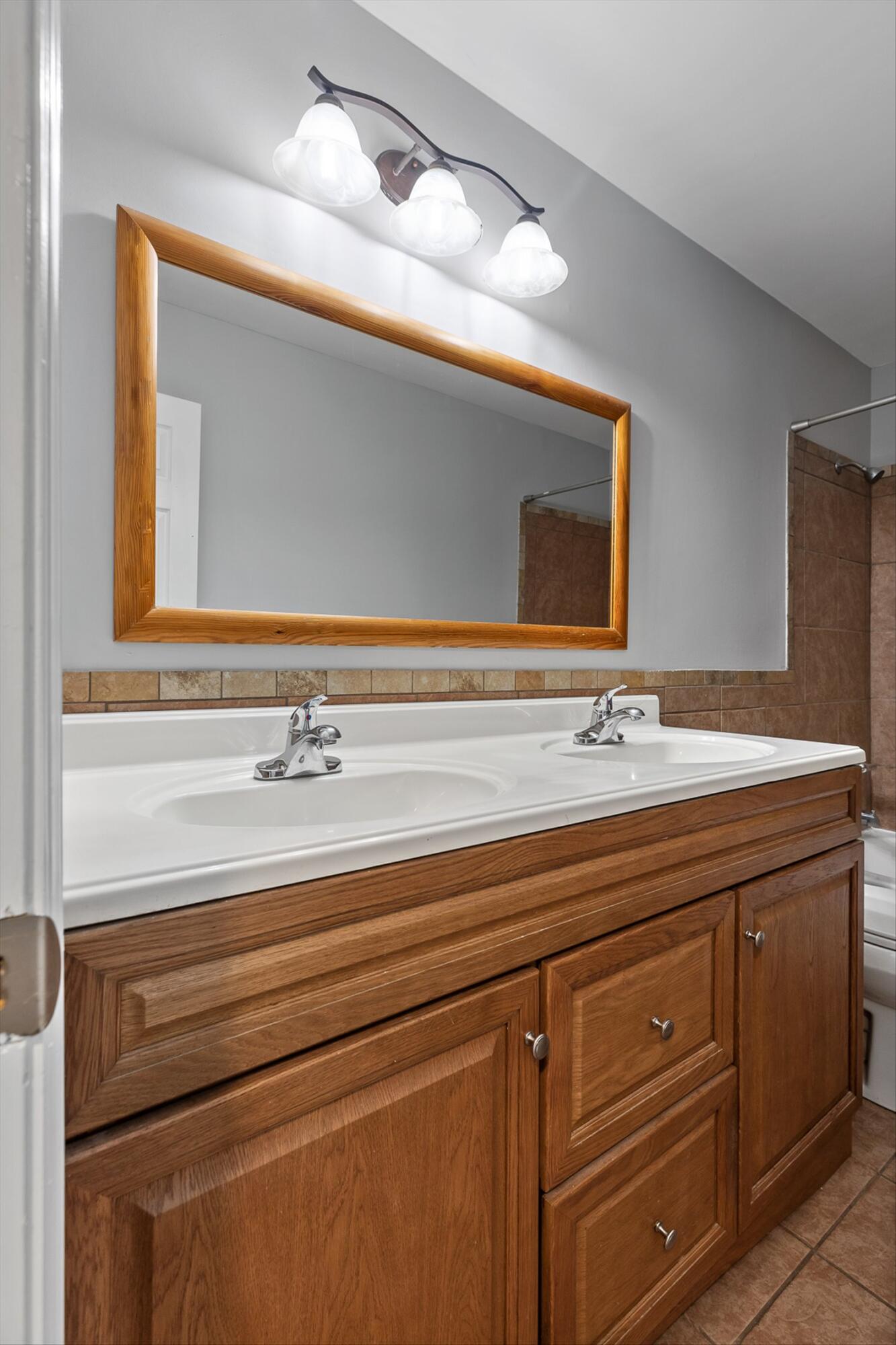 900 Mountain Creek Road, Unit 109 Chattanooga, TN 37405 - Photo 21 of 39 28-Mountain Creek -13