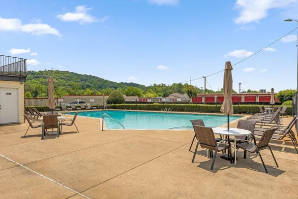 $144,900 | 900 Mountain Creek Road, Unit 109, Chattanooga, TN 37405