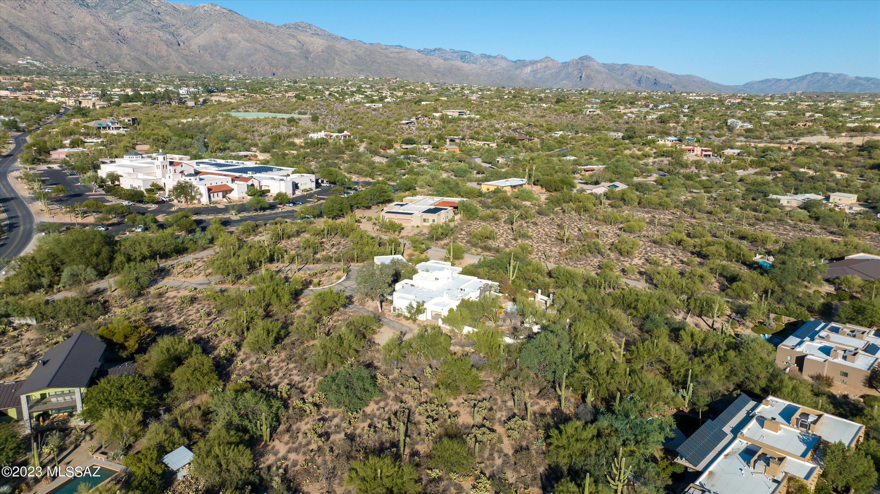 5010 North Valley View Road Tucson, AZ 85718 - Photo 10 of 23 Gallery Image 10