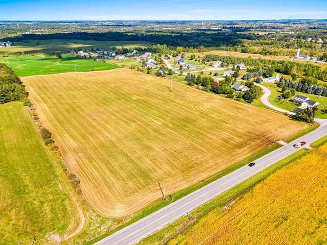 $599,900 | Dutchman Rd Green, Green Bay, WI 54311