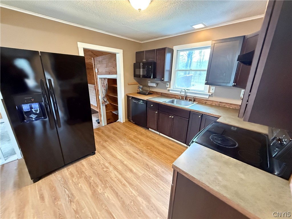 7084 Island Road Cicero, NY 13039 - Photo 10 of 40