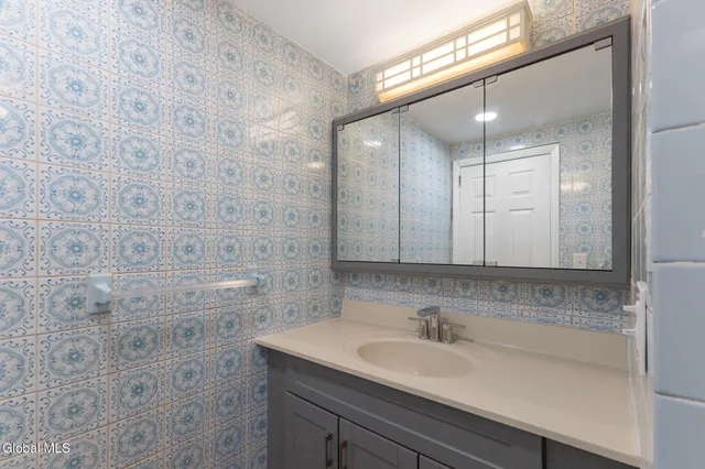 $395,000 | 1513 Broadway, Schenectady, NY 12306