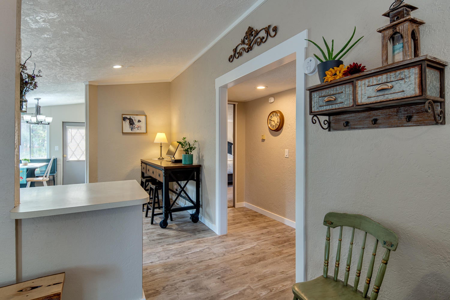 19197 Kiowa Road Bend, OR 97702 - Photo 18 of 32 Living to Kitchen