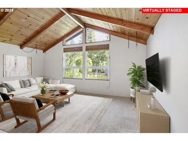 $675,000 | 1580 Robertson Bridge Road, Grants Pass, OR 97526