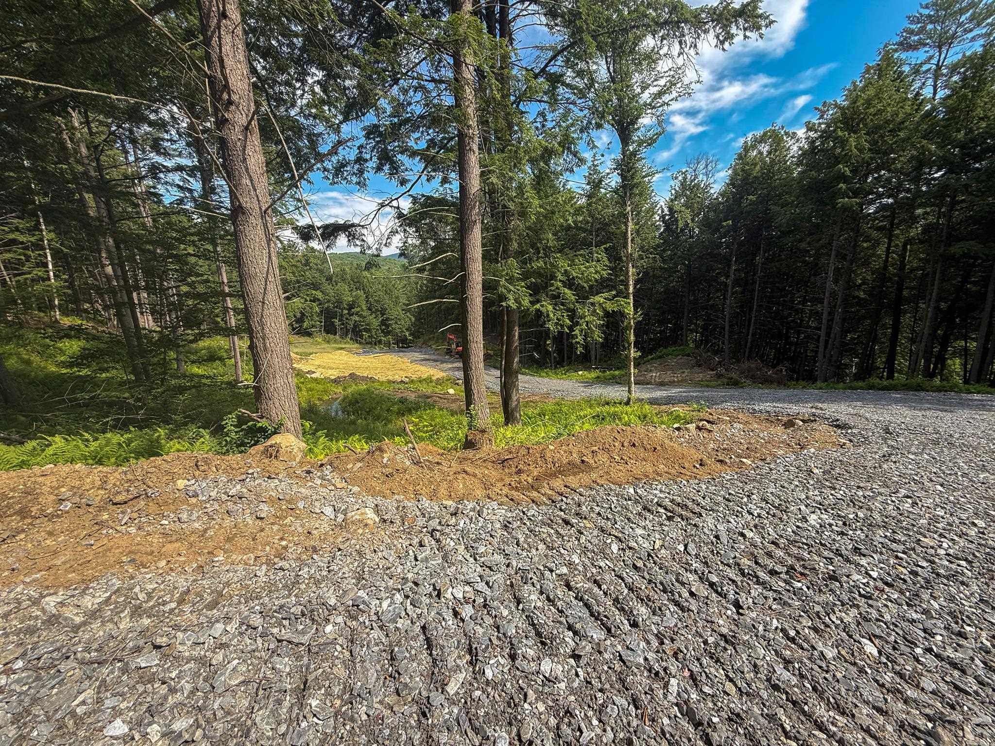 567 Sawnee Bean Road Thetford, VT 05075 - Photo 9 of 12