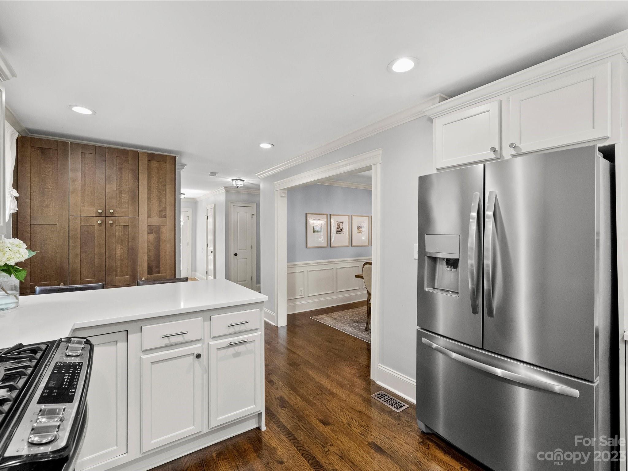1717 Brook Road Charlotte, NC 28205 - Photo 16 of 46 Gallery Image 16