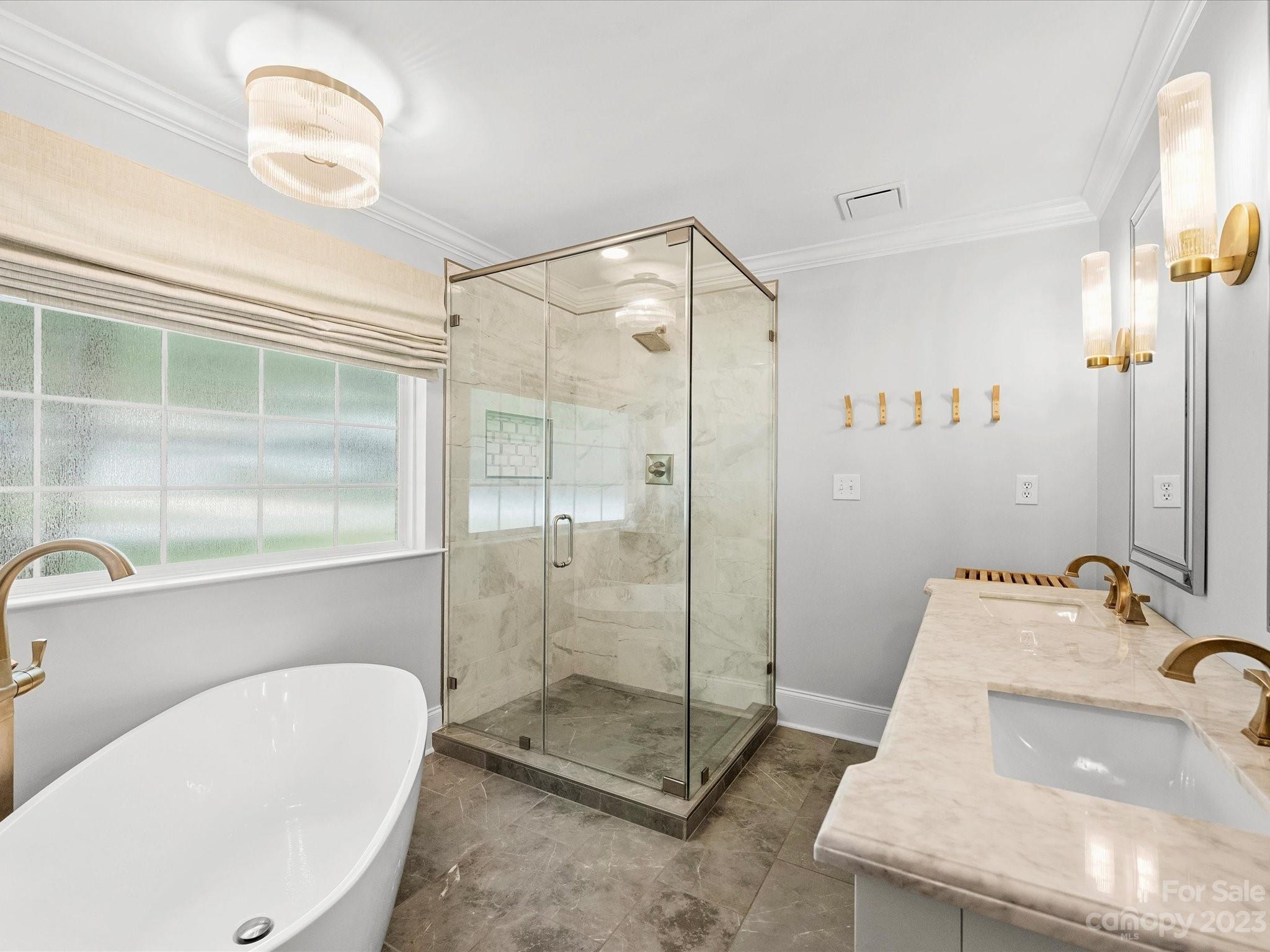 1717 Brook Road Charlotte, NC 28205 - Photo 20 of 46 Gallery Image 20